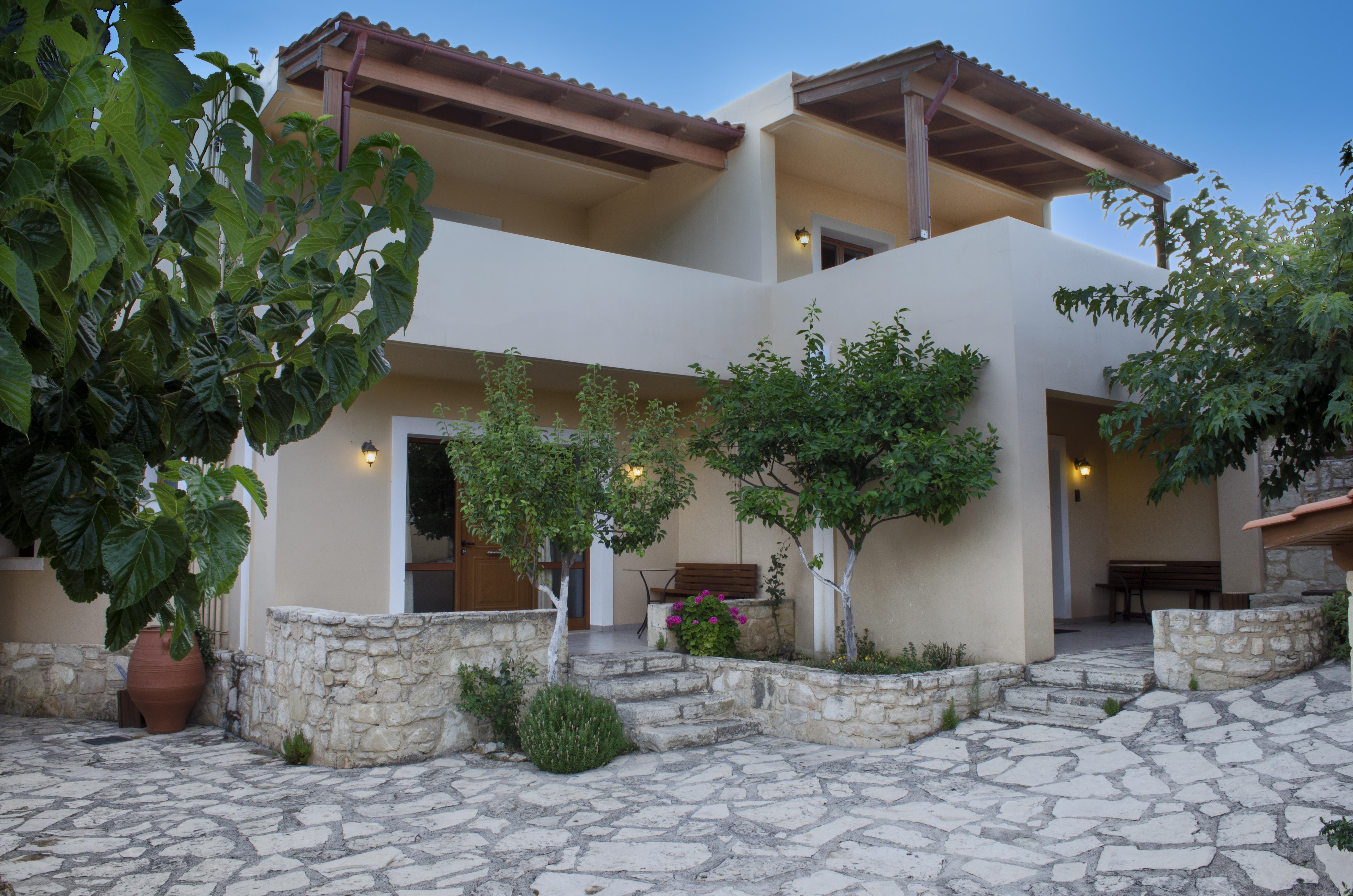Earino Apartment Kato Asites Exterior photo